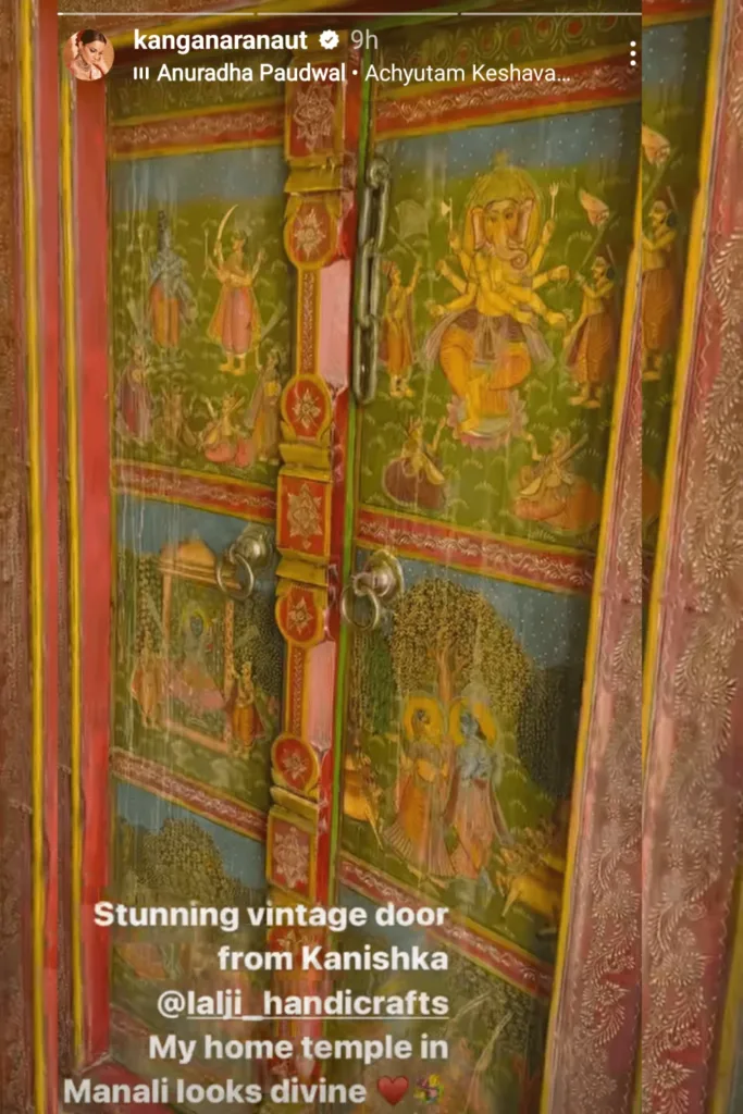 Kangana Ranaut Home Temple: She has also installed a colorful vintage door in her home temple.
